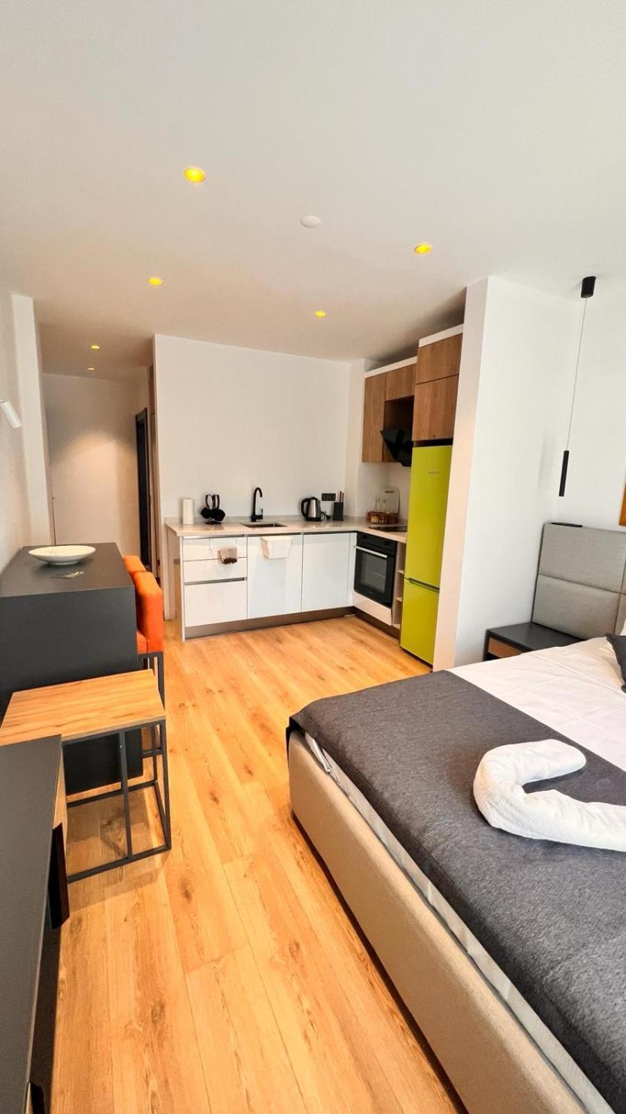 Lionyx Home&suites *